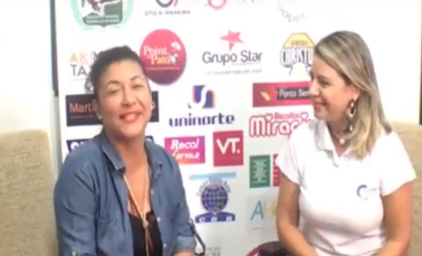 Eliane Sinhasique visita stand da ContilNet e fala sobre problemas no interior