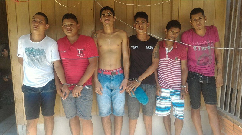 Em Cruzeiro do Sul, Polícia Militar prende dez pessoas suspeitas de integrar facção criminosa