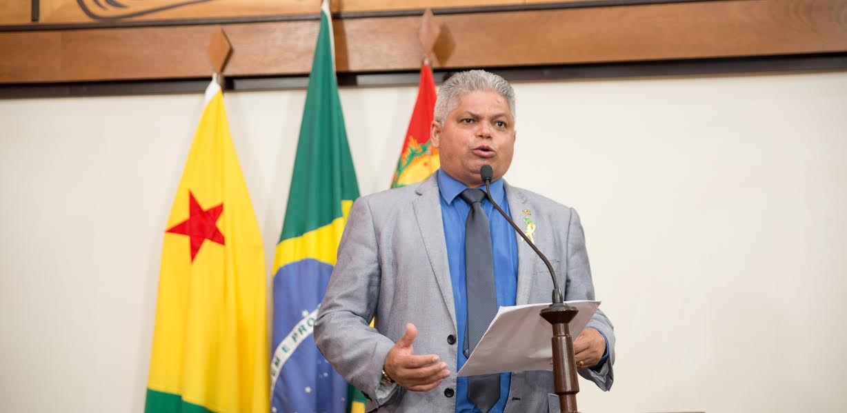 Raimundinho da Saúde ameaça sair da base do governo se secretários ficarem com ‘patifaria’
