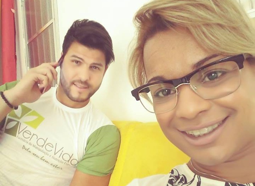 Neyelly Brilhos solta o verbo e fala sobre shows, aniversários e babados de Rio Branco