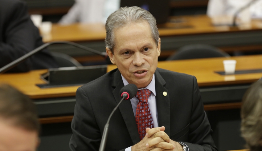 Angelim sai em defesa do “Sistema S” ameaçado por medidas de Temer