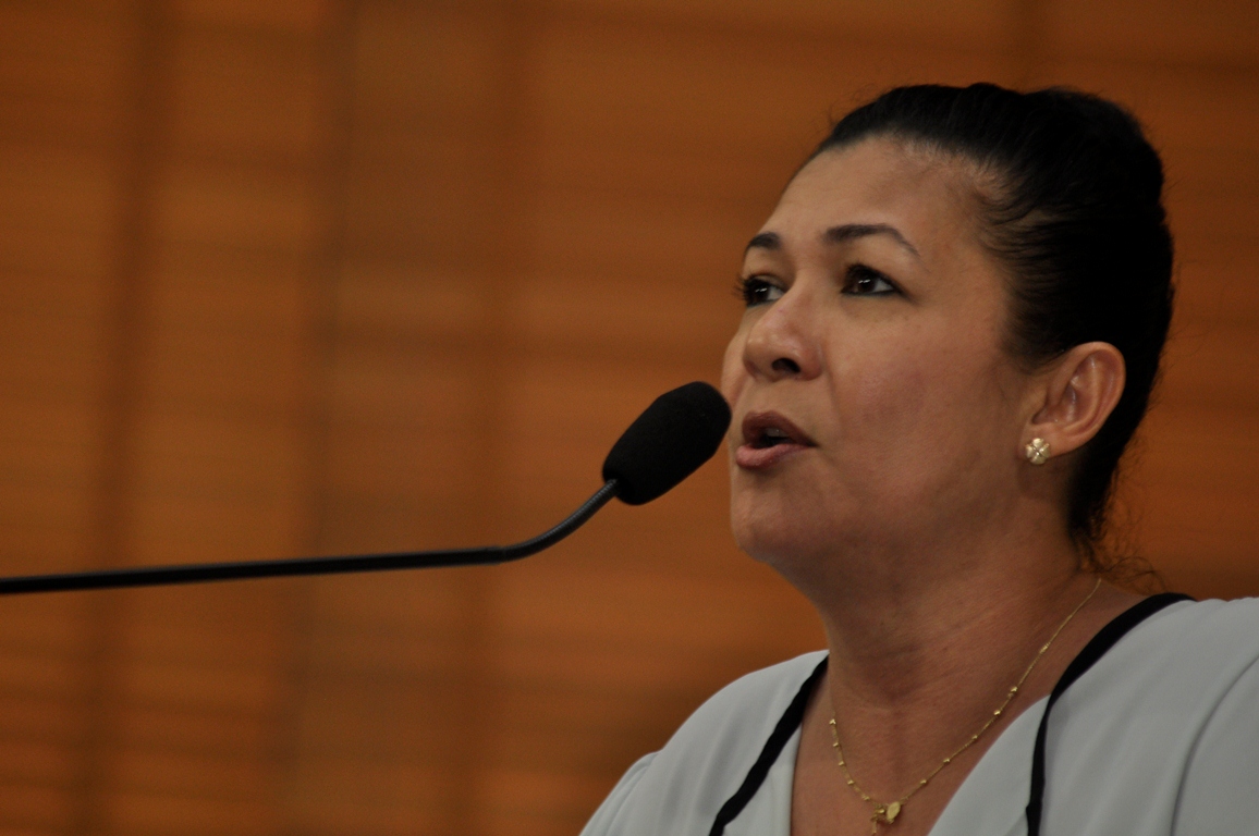 Sinhasique diz que secretário de segurança falhou no combate à violência