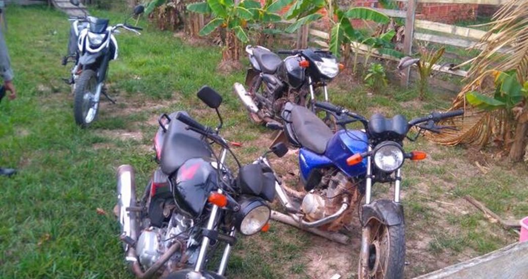 Polícia Militar recupera quatro motocicletas roubadas após denúncias