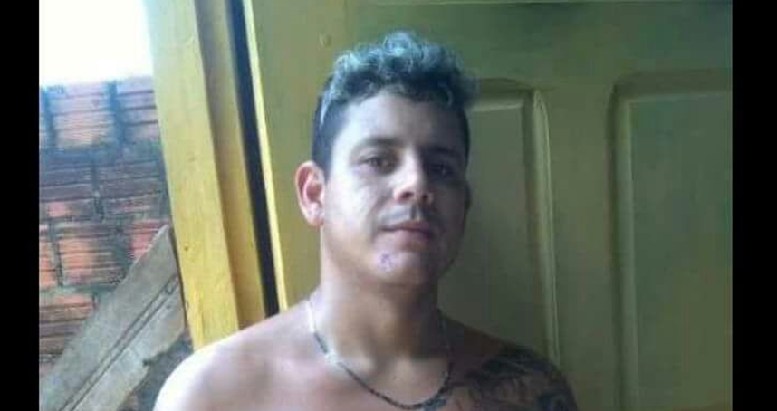 Eletricista de 22 anos morre e outros dois ficam feridos após tiros no bairro Cadeia Velha