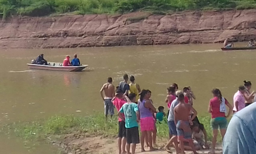 Adolescente de 17 anos se afoga enquanto tomava banho no Rio Acre