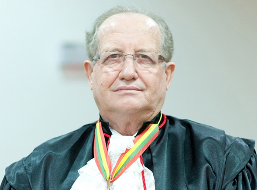 Desembargador Pedro Ranzi lança minidicionário chamado “Como Falar o Acreanês”