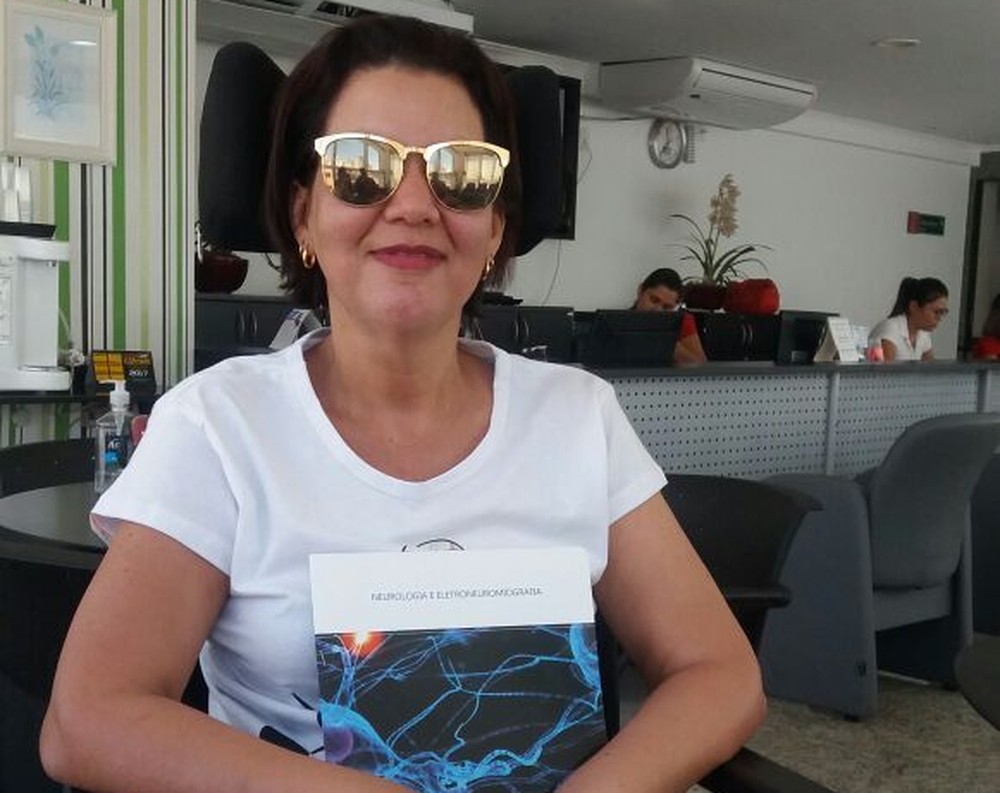 Filha tenta arrecadar dinheiro para remédio de mãe diagnosticada com esclerose