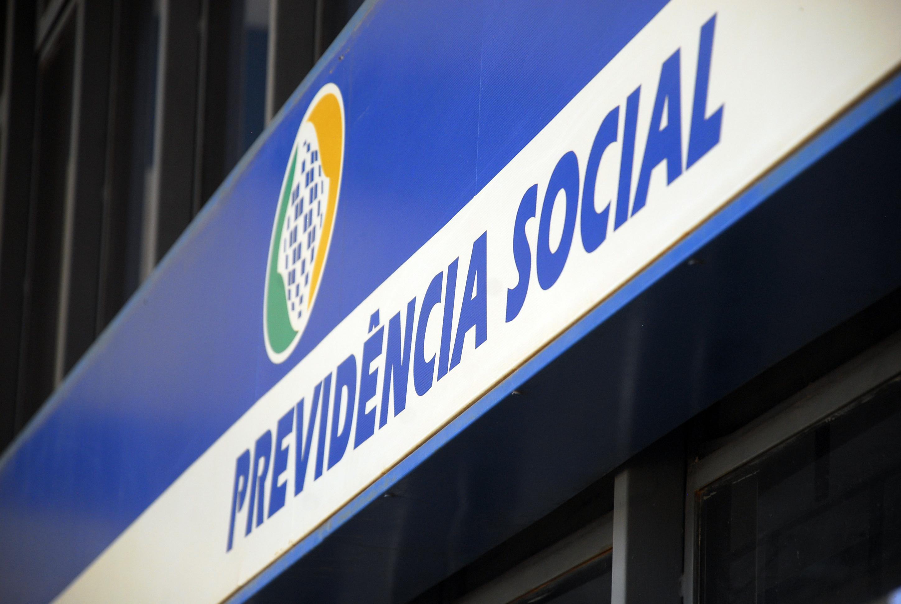 INSS convoca 55,1 mil segurados para reavaliação do auxílio-doença
