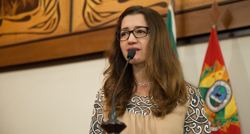 Deputada Leila Galvão pede melhorias na BR-317 e Avenida Marinho Monte