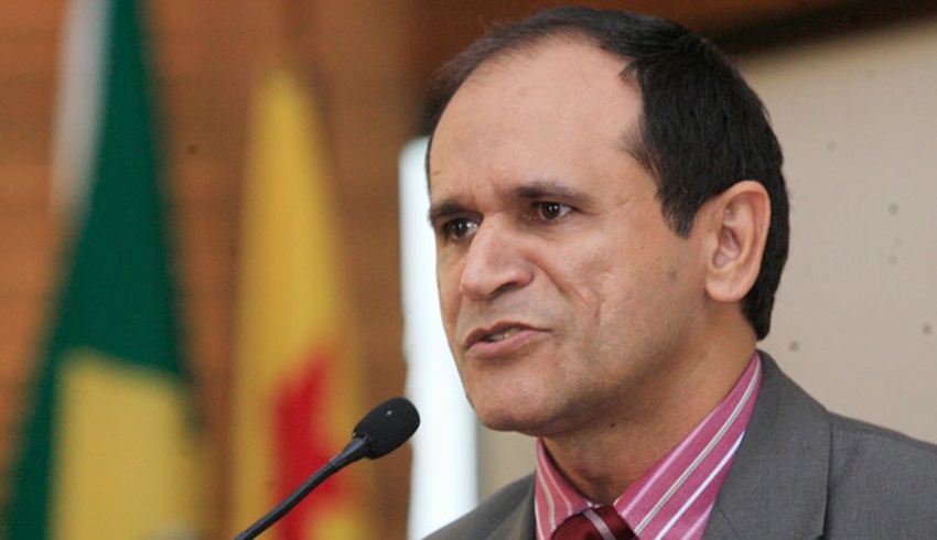 Moisés Diniz é relator de projeto de resgate de valores patrióticos