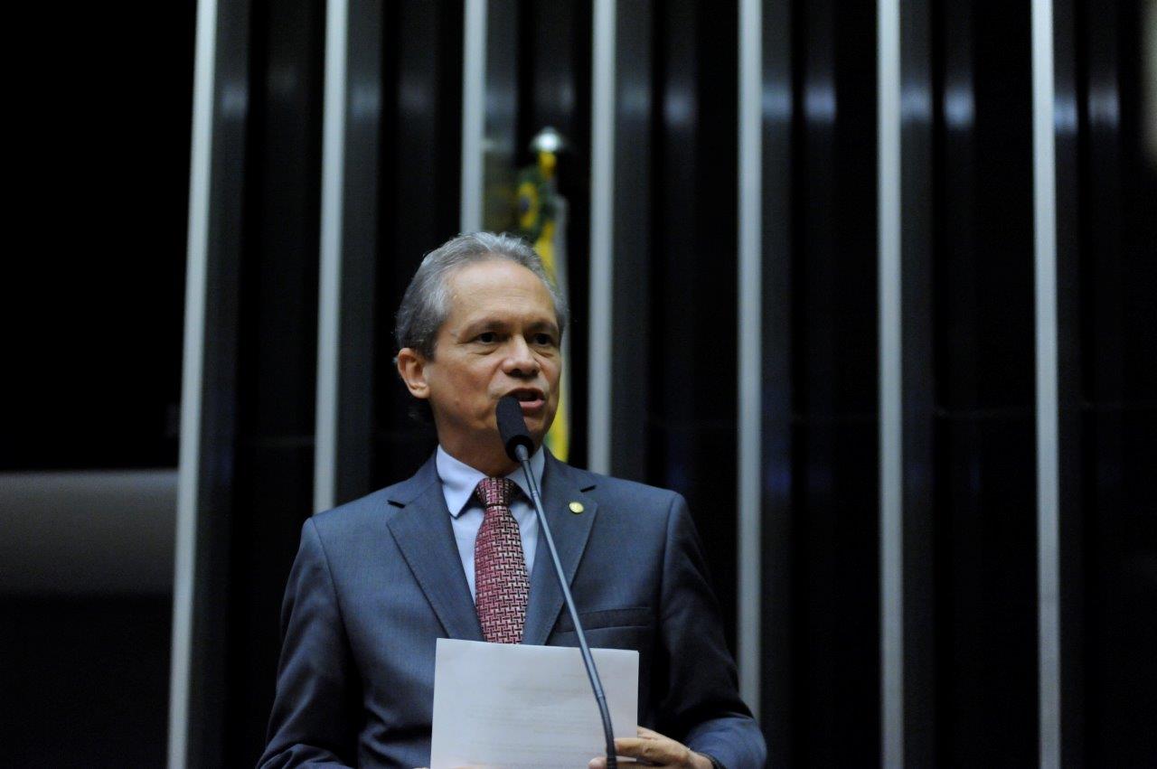 Deputado Raimundo Angelim alerta para desmonte da agricultura familiar no Brasil