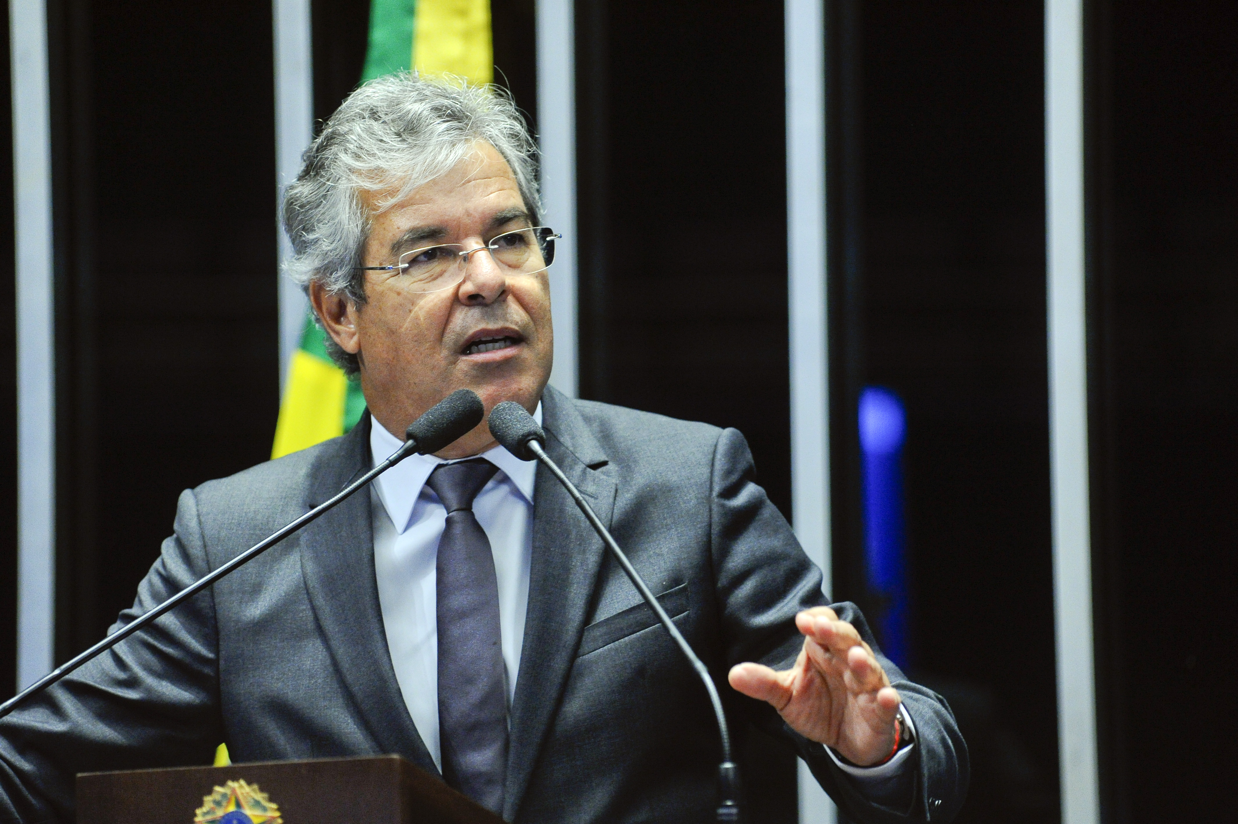 Jorge Viana anuncia ato que irá marcar investimentos em telefonia móvel e internet