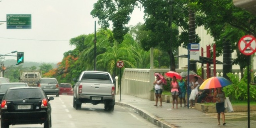 Temperaturas amenas com possibilidade de chuvas nesta segunda-feira, alerta Friale
