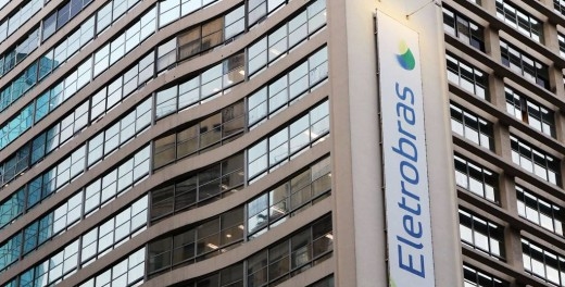 Privatização da Eletrobras deve sair no 1º semestre de 2018, diz ministro