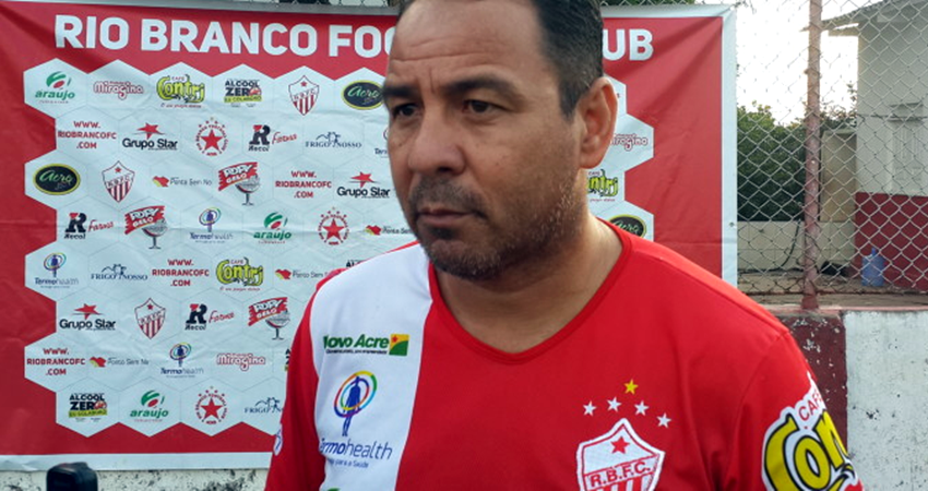 Artur Oliveira é anunciado como novo treinador da equipe do Bragantino paraense