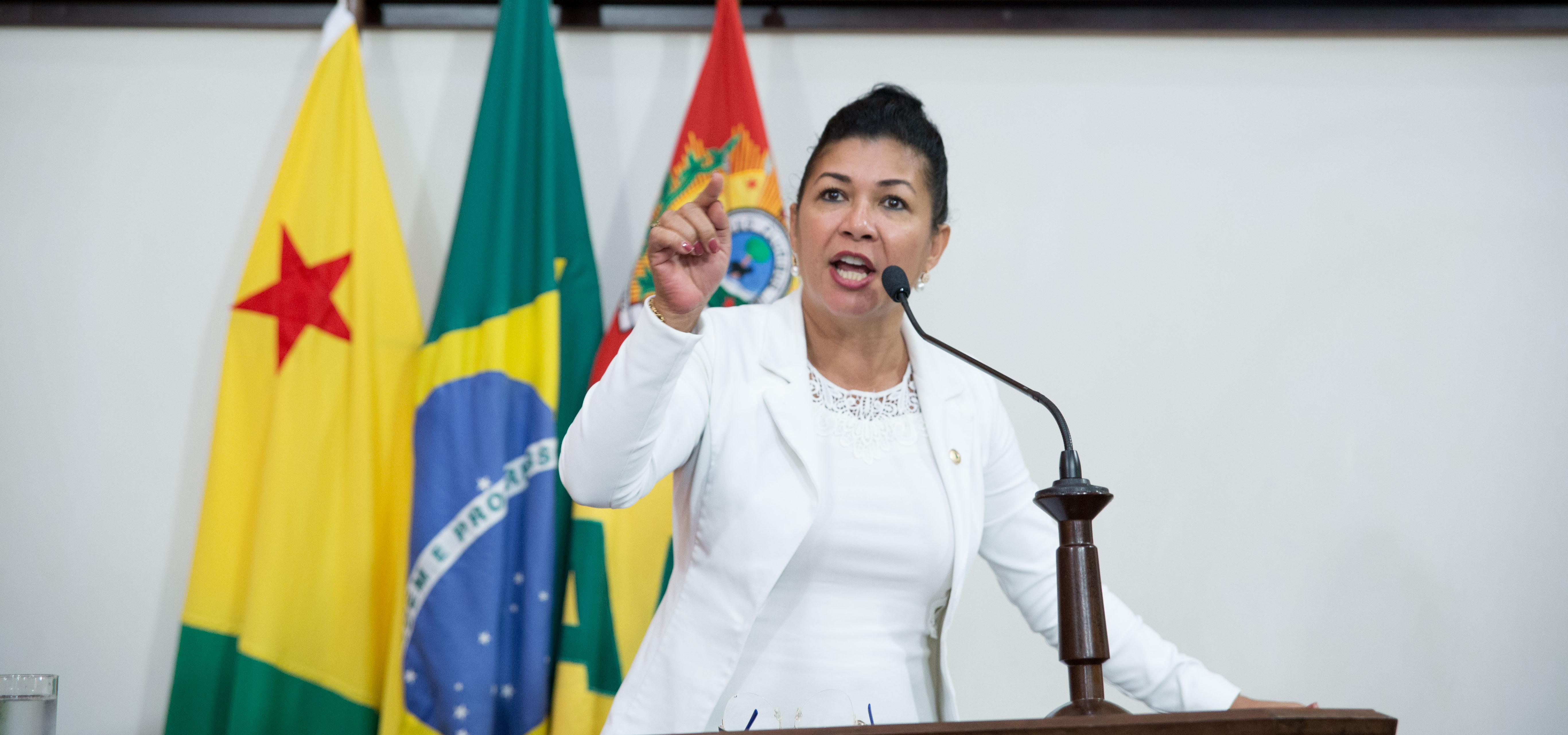 Sinhasique diz que marceneiros de Epitaciolândia foram enganados pelo Governo