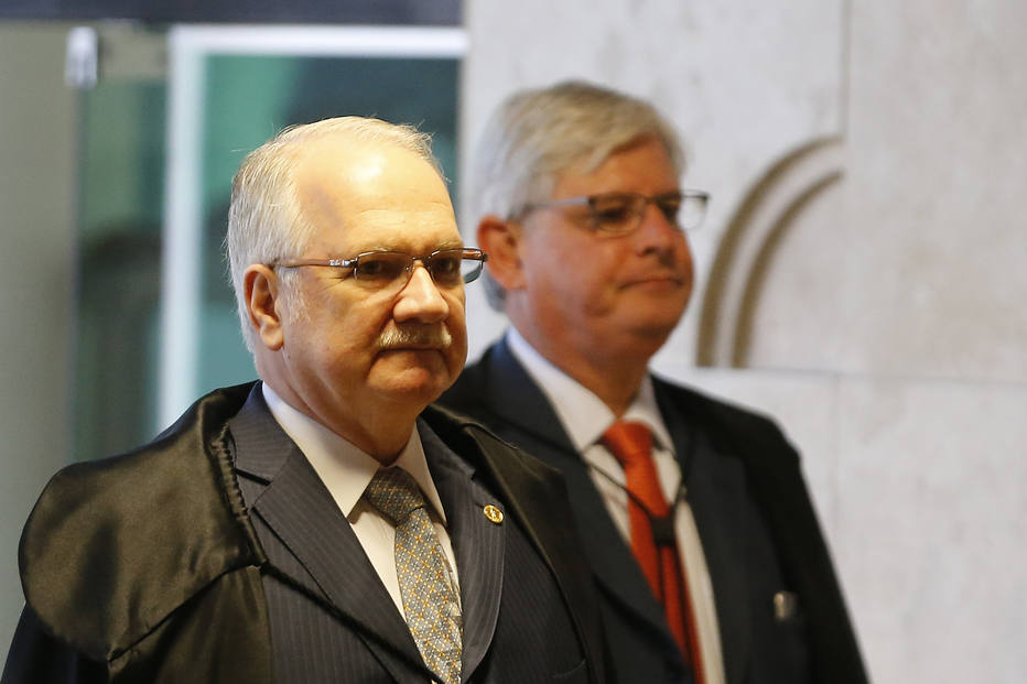 Ministro do STF, Edson Fachin, atende a pedido de Janot e determina prisão de Joesley e Saud
