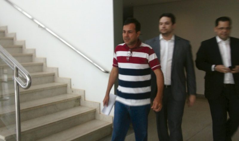 Deputados se resumem em defender e atacar envolvidos no esquema da Emurb