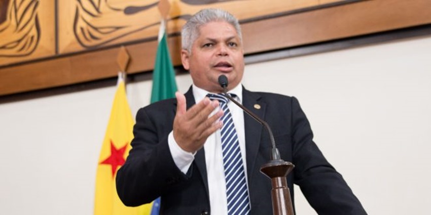 Aleac aprova lei que autoriza a contração de mais enfermeiros e técnicos no Estado