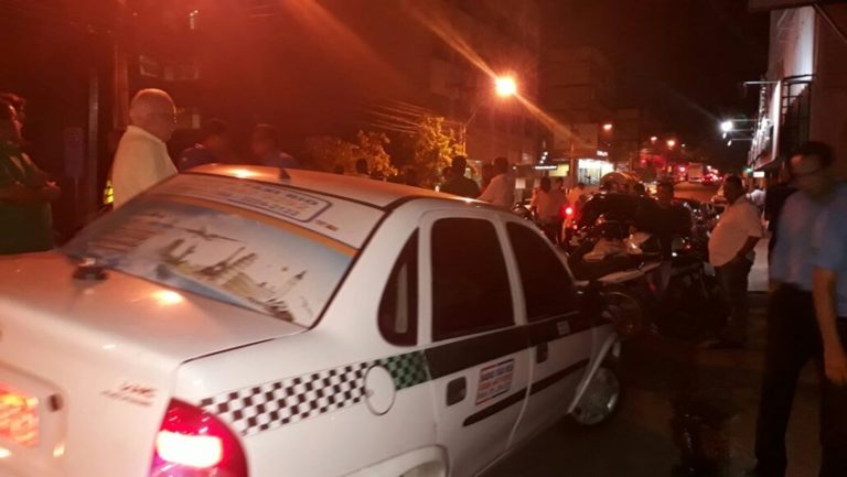Taxistas denunciam motorista e UBER é apreendido por servidores da RBTrans