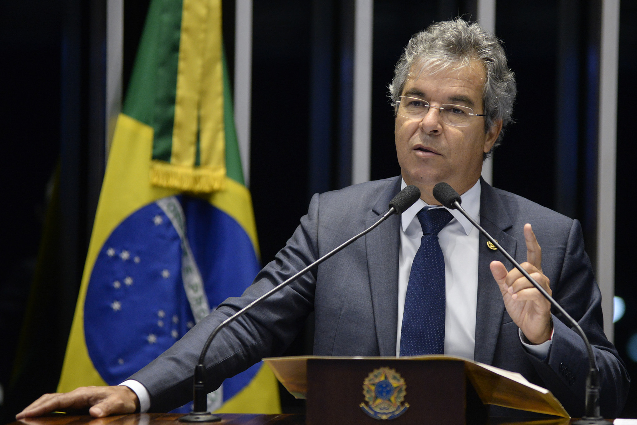 Jorge Viana celebra investimentos na infraestrutura de telefonia no Acre