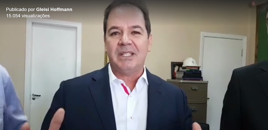 Tião vai a Curitiba apoiar Lula e diz: “É vítima de meia dúzia de justiceiros”