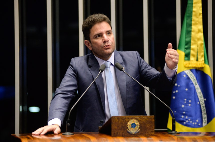 Gladson Cameli comemora obra que vai interligar Brasileia e Epitaciolândia