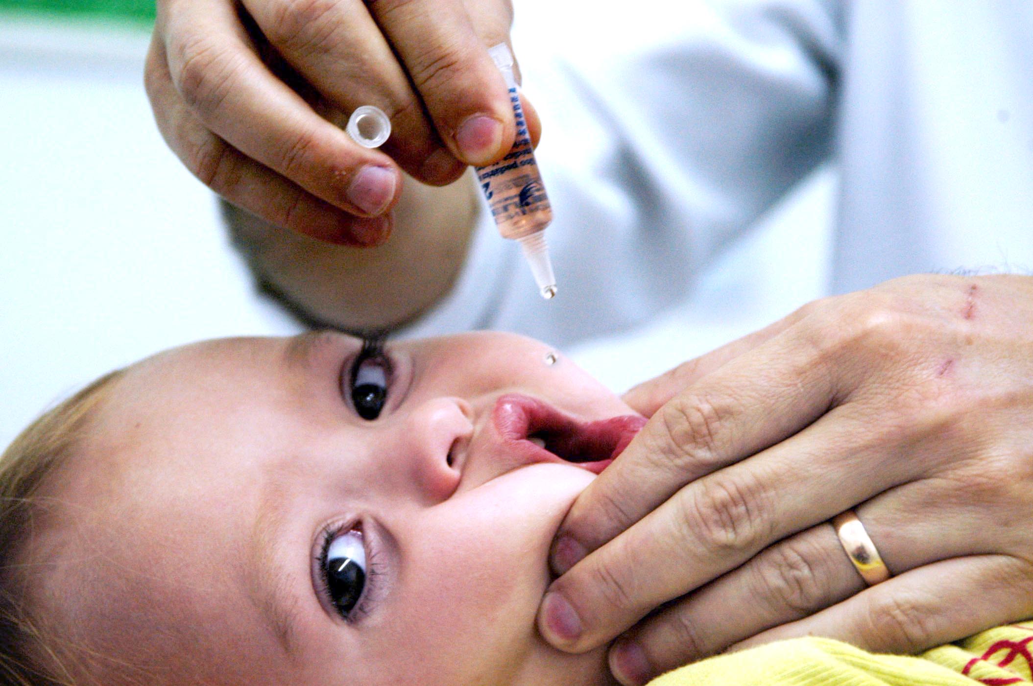 Termina nesta sexta o prazo para atualizar carteira de vacina de crianças e adolescentes