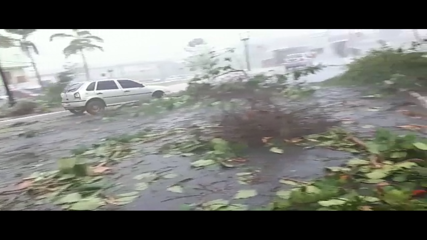 Até domingo virão “novos temporais e fortes rajadas de vento”, diz meteorologista do Sipam