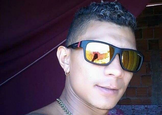 Ex-presidiário é morto com três tiros ao chegar em casa na Baixada da Sobral, em Rio Branco