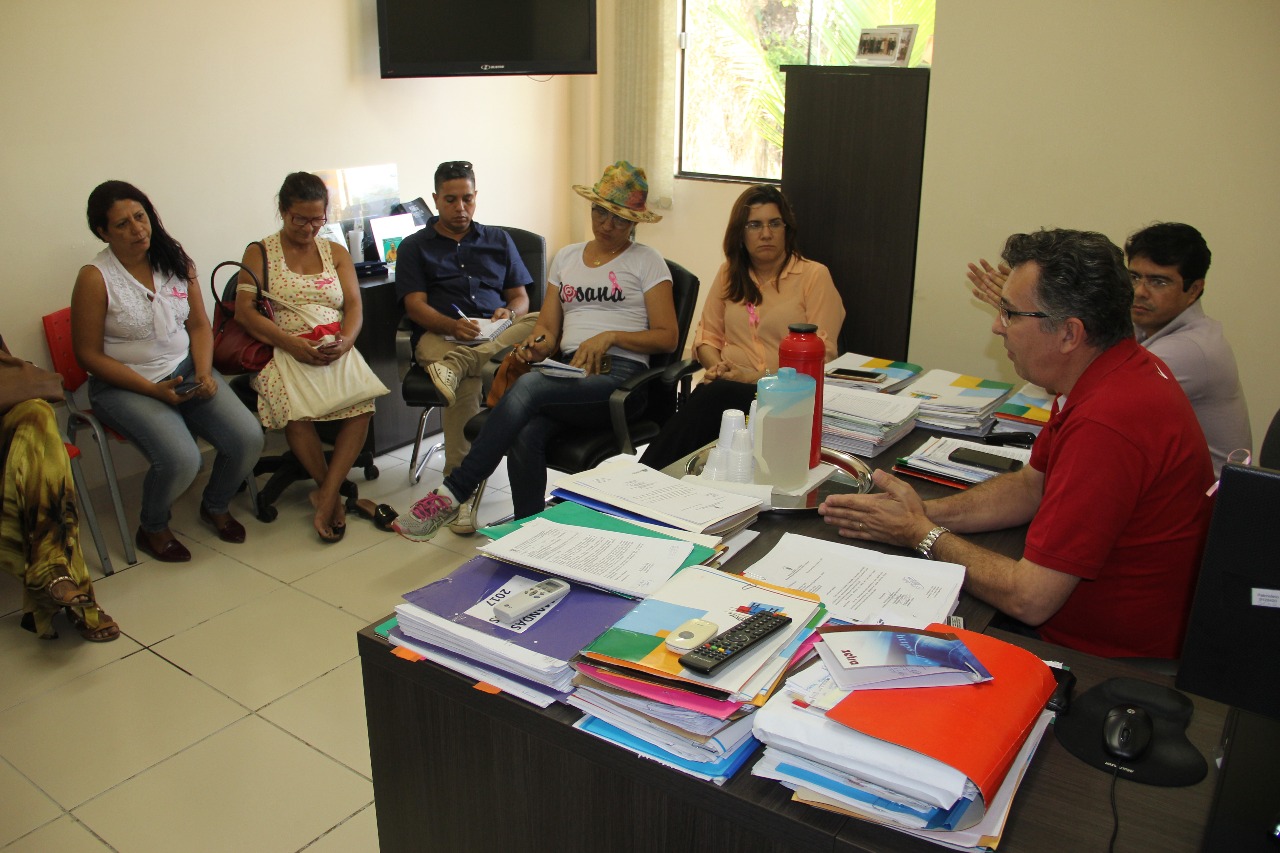 Prefeitura de Rio Branco apresenta contraproposta de revisão do PCCR da Educação