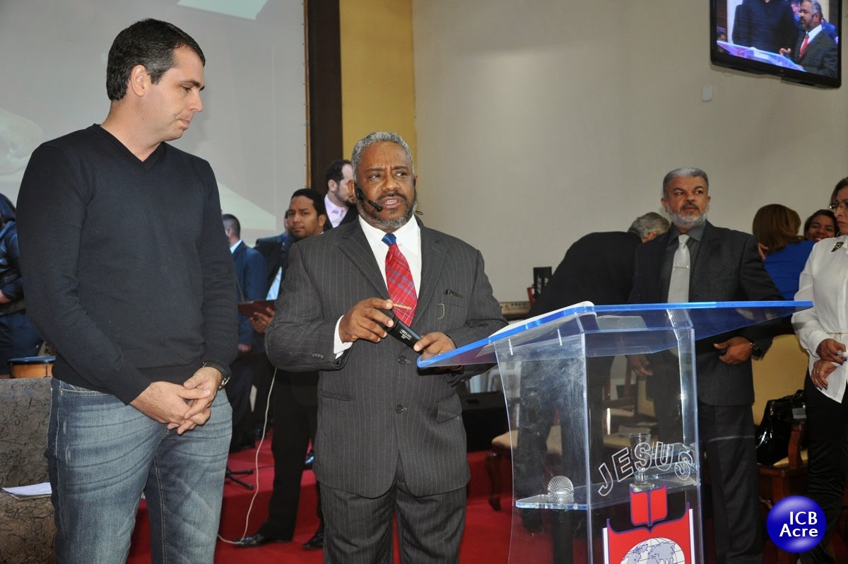 “Segundo-suplente de Gladson Cameli deixa PSC após ser trocado por Jesus”, diz colunista