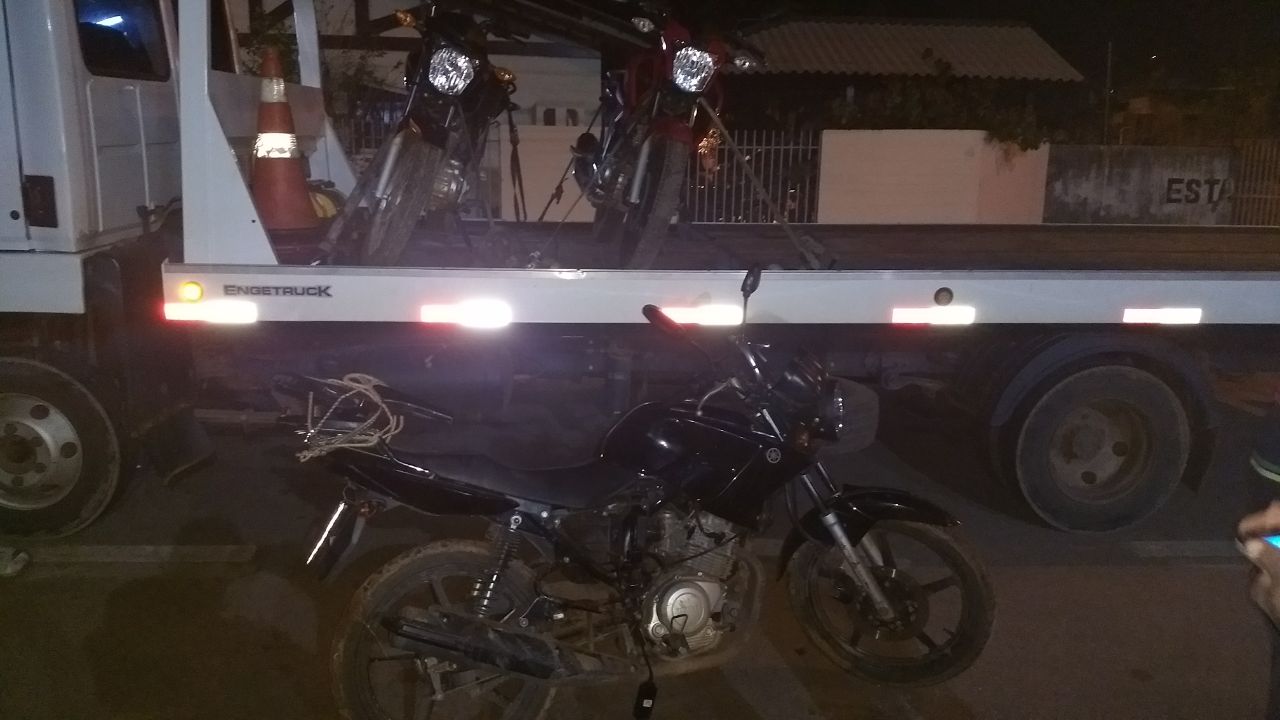 Após assalto, PM prende quadrilha e recupera motocicleta roubada