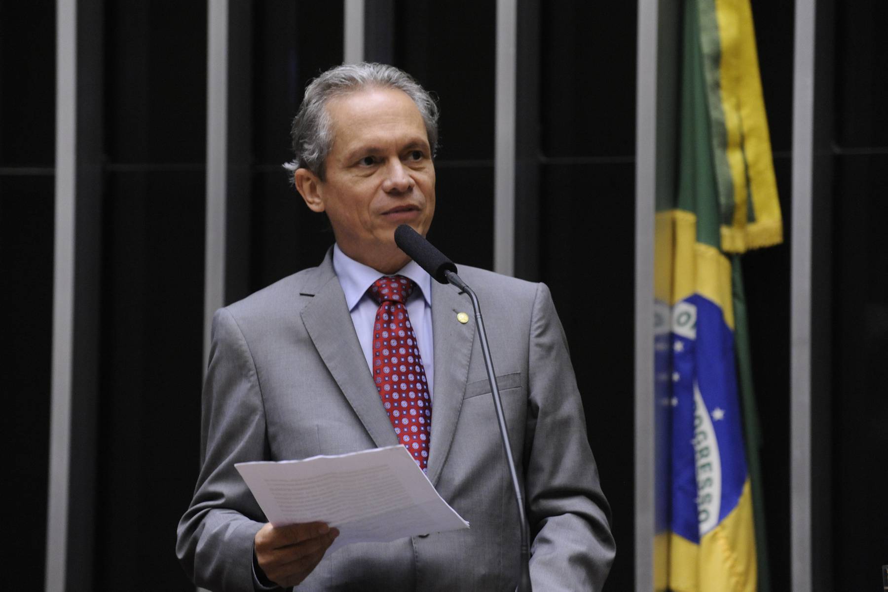 Deputado Raimundo Angelim aprova criação de áreas de livre comércio no Acre