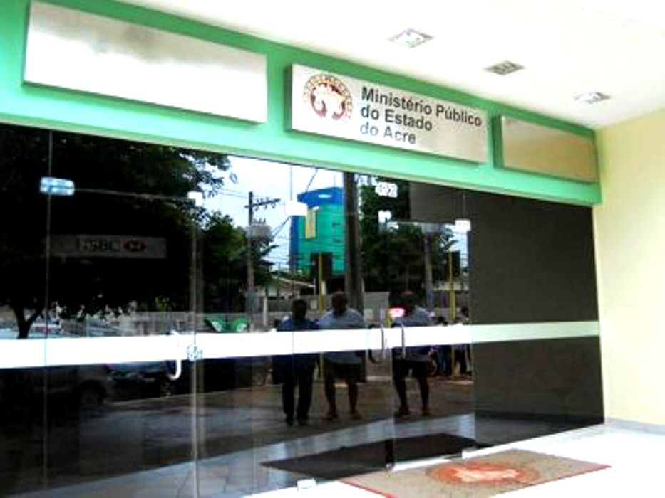 Ex-prefeitos e seis vereadores são denunciados pelo MPAC