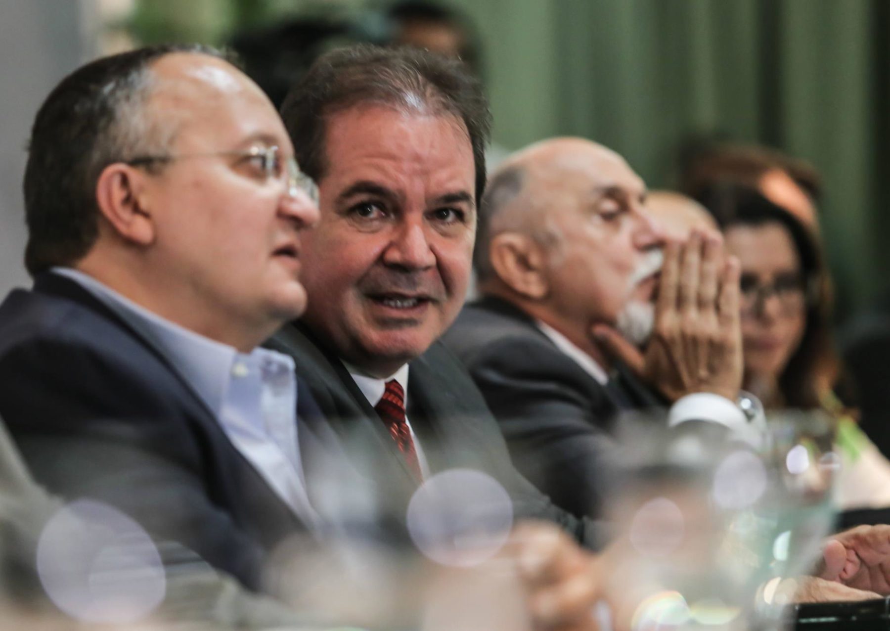 “Se o evento fosse em Toronto ou Paris, teriam vindo”, disse Tião Viana em Encontro de Governadores