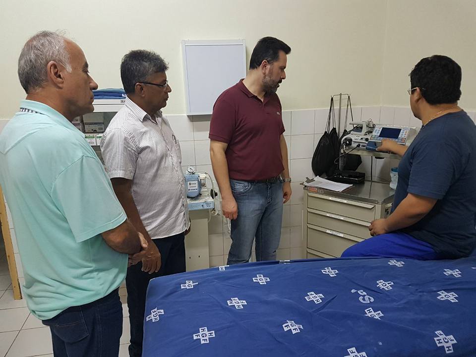 Em Feijó, Alan Rick visita hospital e garante emenda para aquisição de equipamentos