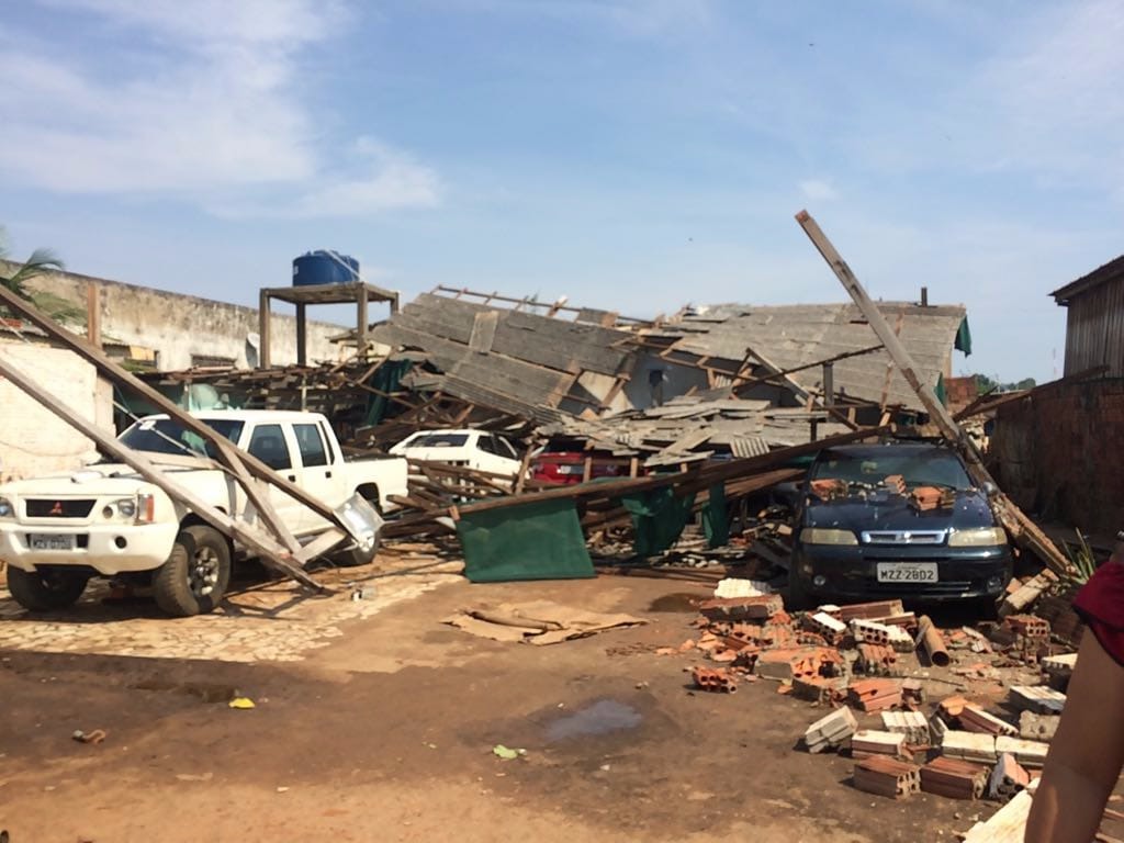 Oficina é destruída pela tempestade; família pede doações para reconstrução