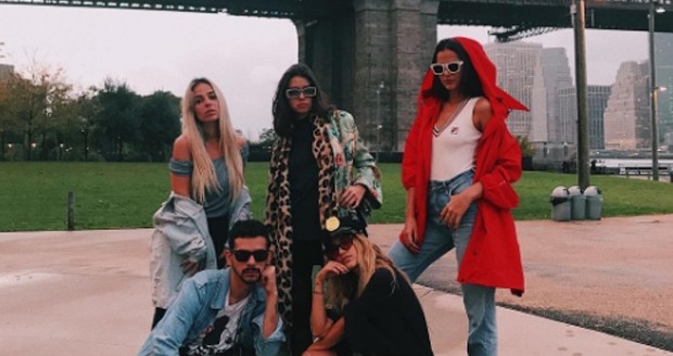 Bruna Marquezine curte viagem para Nova York com Manu Gavassi: “musinhas”