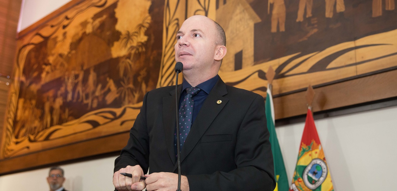 Diniz critica governo por 3° pior índice nacional de exames para prevenção ao câncer de mama