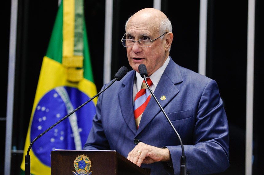 Comissão do Senado aprova fim da estabilidade para servidores públicos