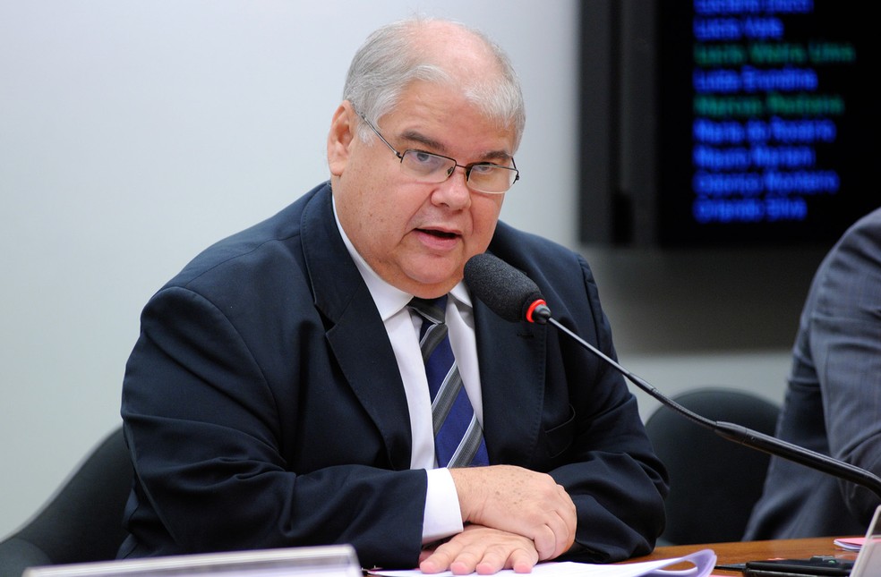 PF faz buscas no gabinete de deputado Lúcio Vieira, irmão do ex-ministro Geddel