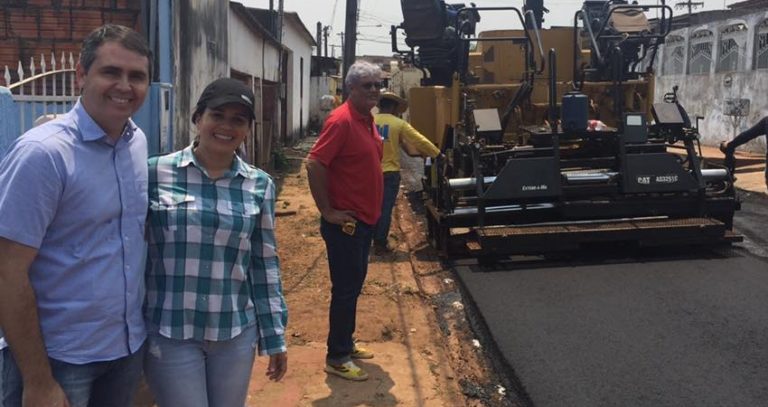 Em nota, primeira-dama da Capital questiona credibilidade de delações