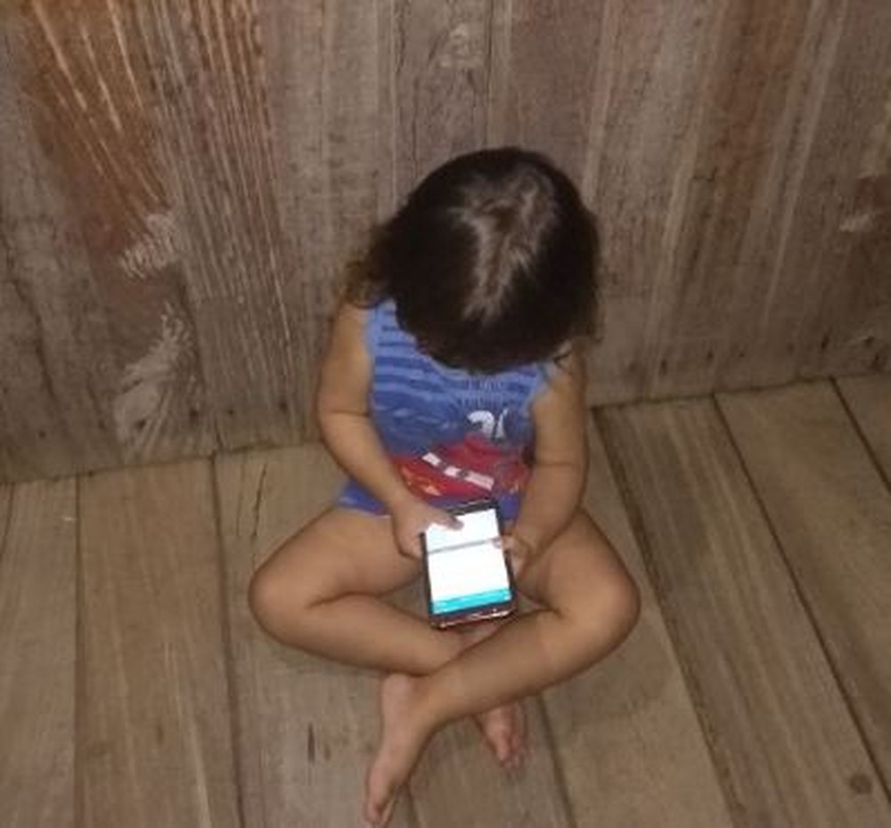 Mãe tenta mudar nome de criança que nasceu com dois sexos e foi registrada como menina