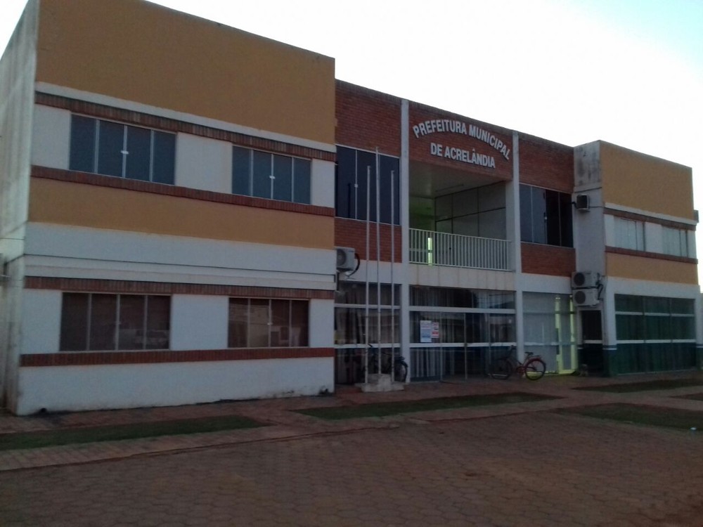 Por conta da crise, prefeitura de Acrelândia quer fazer redução de 25% em despesas diversas