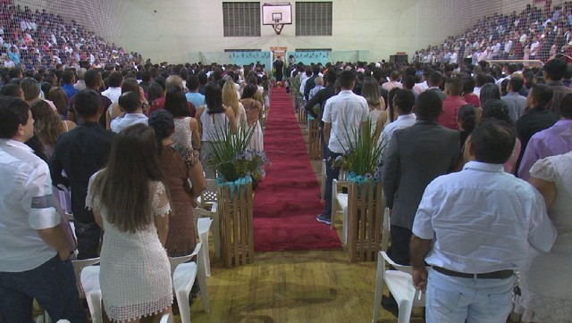 Casamento coletivo oficializa mais de 600 uniões durante o fim de semana em CZS
