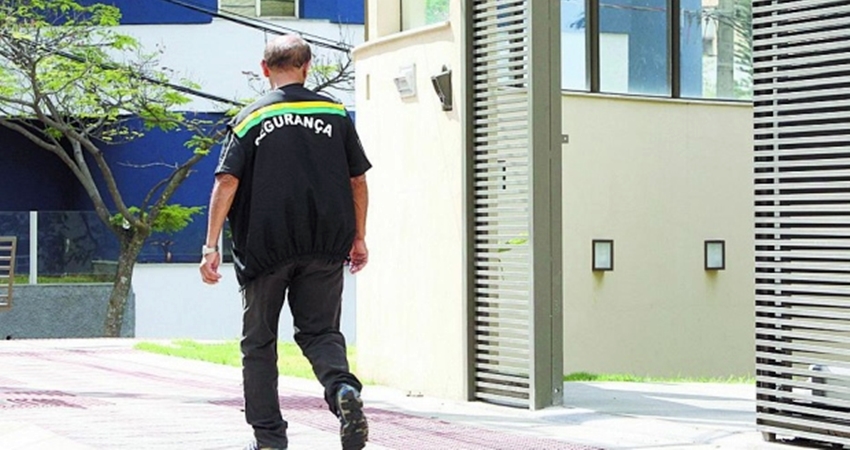 Por não portar armas, vigia não tem direito a receber adicional de periculosidade