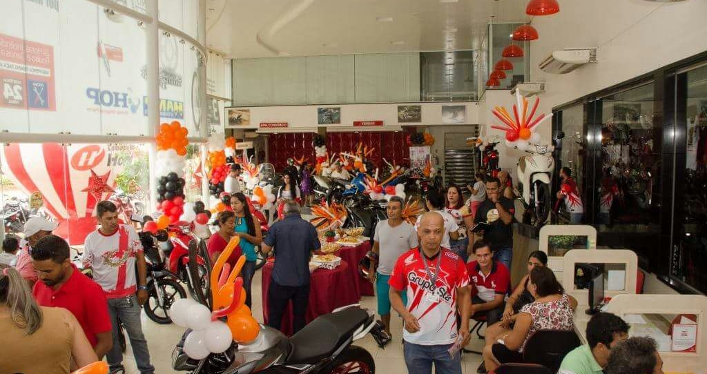 Em confraternização com clientes, Star Motos lança nova Biz 125 de 2018; confira