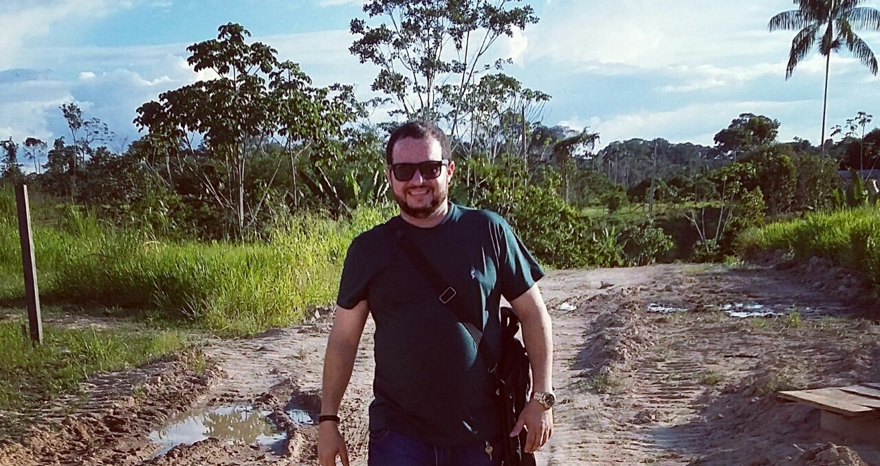 Carlos Vale lança pré-candidatura, fala de apoio ao Coronel Ulysses e visita comunidades