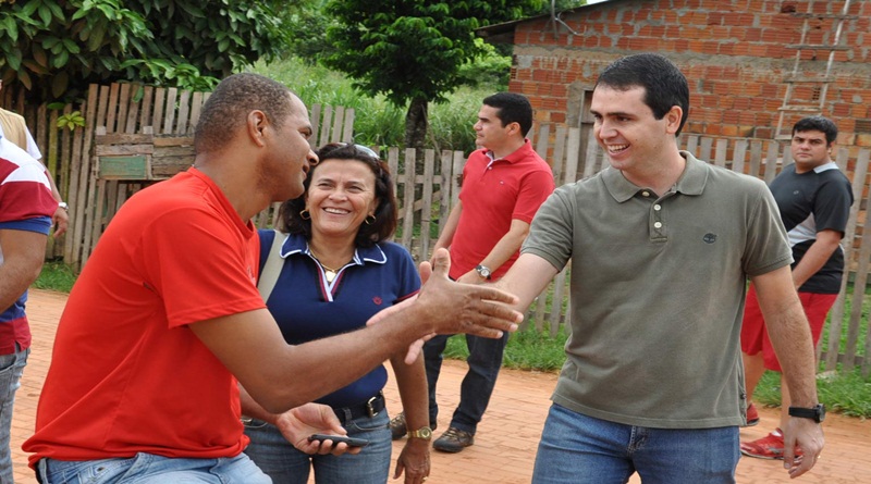 Mesmo com as acusações, Marcus Alexandre segue na frente das pesquisas de intenção de votos